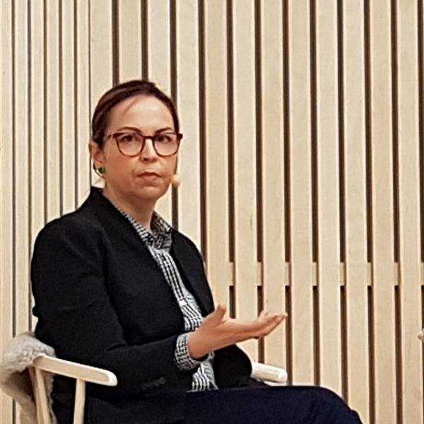 Shannon Vallor gives a speech