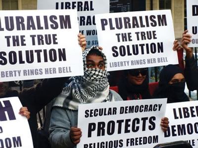 Secualr Muslims protesting in favour of secualrism in London 2009 photo by Brett Lock