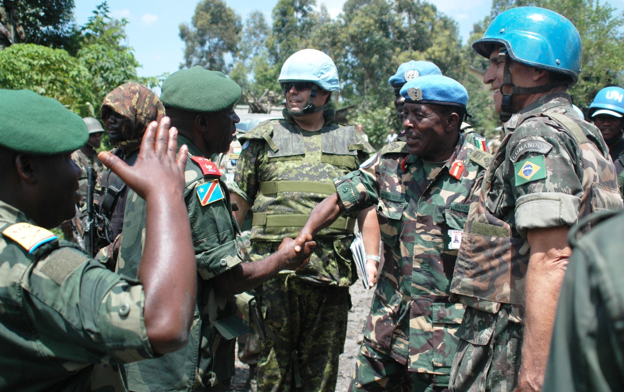 MONUSCO Force Intervention Brigade (FIB) Commander with Congo's armed forces and national police